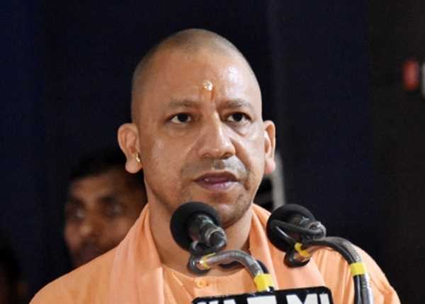 चिकित्सा शिक्षा में नई क्रांति की शुरूआत है आयुर्वेद कॉलेज : योगी